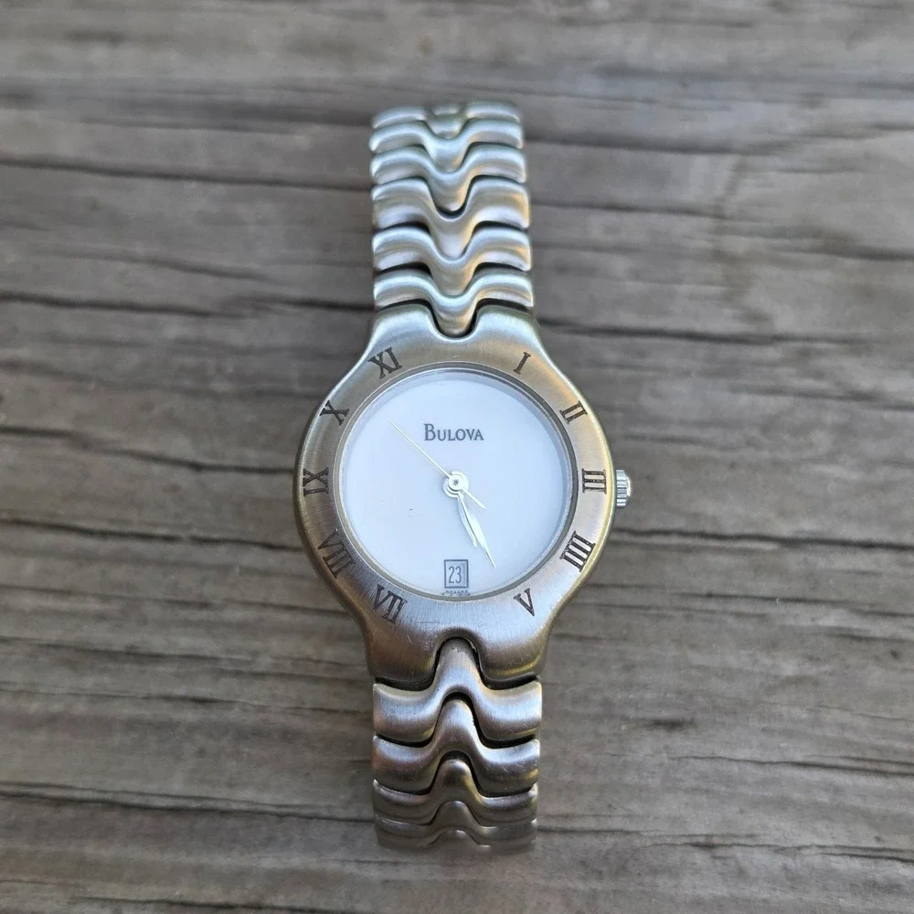 Womens Bulova Silver Wrist Watch Water Resistant Made in Japan T7 Quartz